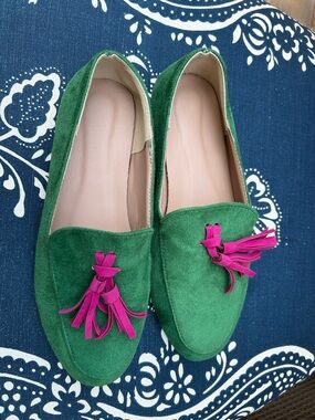Green Suede Tassel Loafers with Pink Accent - Women